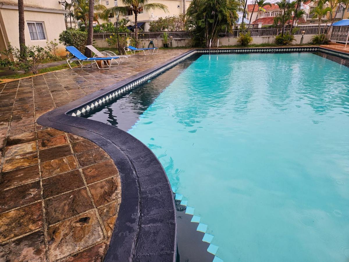 Flic En Flac, Les Orchidees, 3 Bedroom Ground Floor Apartment, 외부 사진